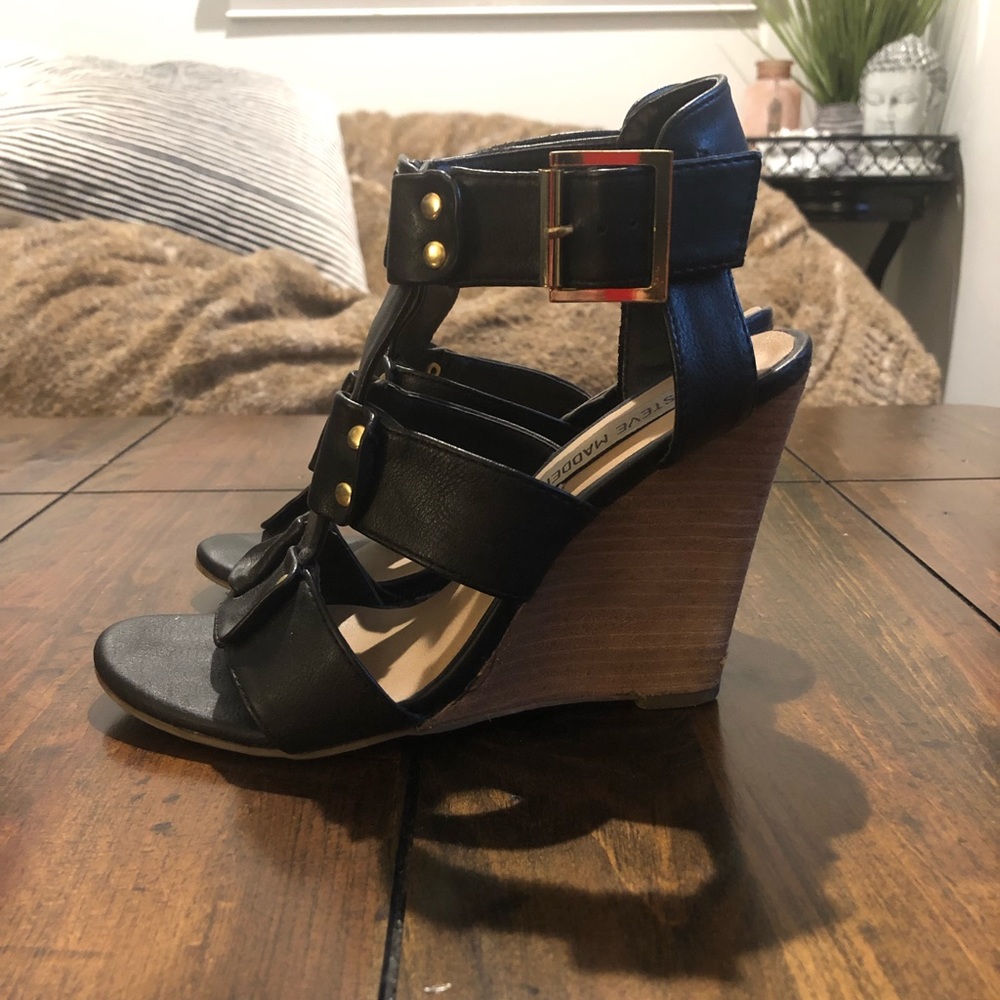 Steve Madden Wedge Sandal